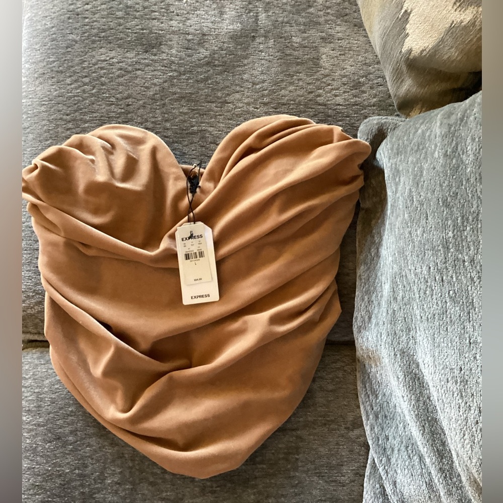 Body contour top - Picture 2 of 4